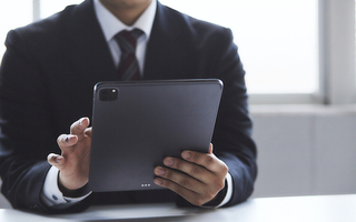 ビジネス用タブレットをレンタルするメリットとは？種類や選び方についても紹介