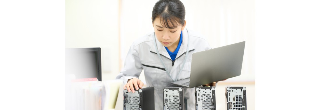 キッティング作業の効率化：内製化と外部委託による最適化ガイド