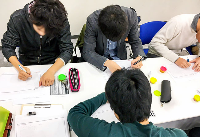 使える！ 情シス三段用語辞典48　「ハッカソン」
